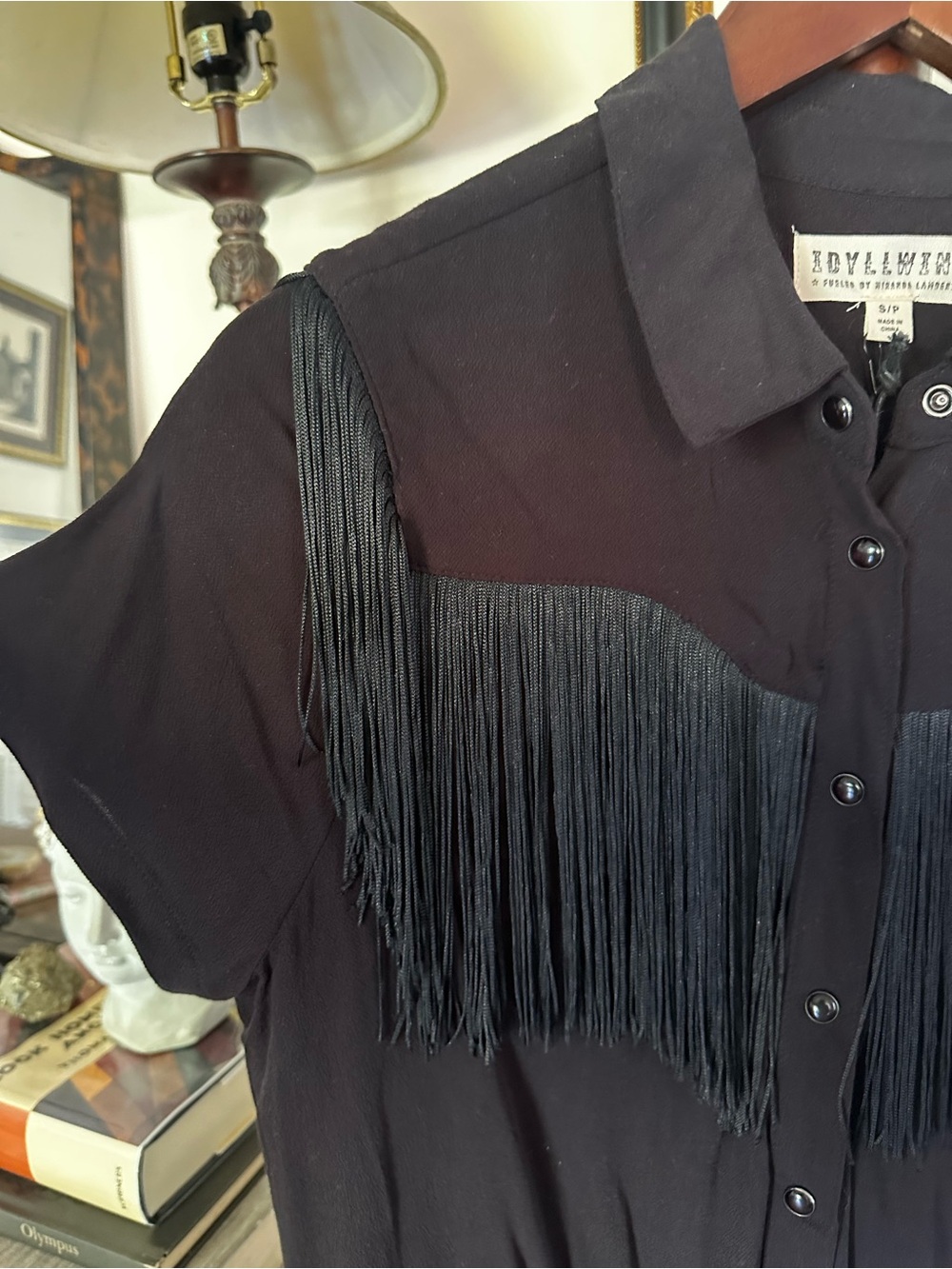 Idyllwind Miranda Lambert Black Short-Sleeve Button-Down Shirt with Fringe BNWT - Picture 6 of 7